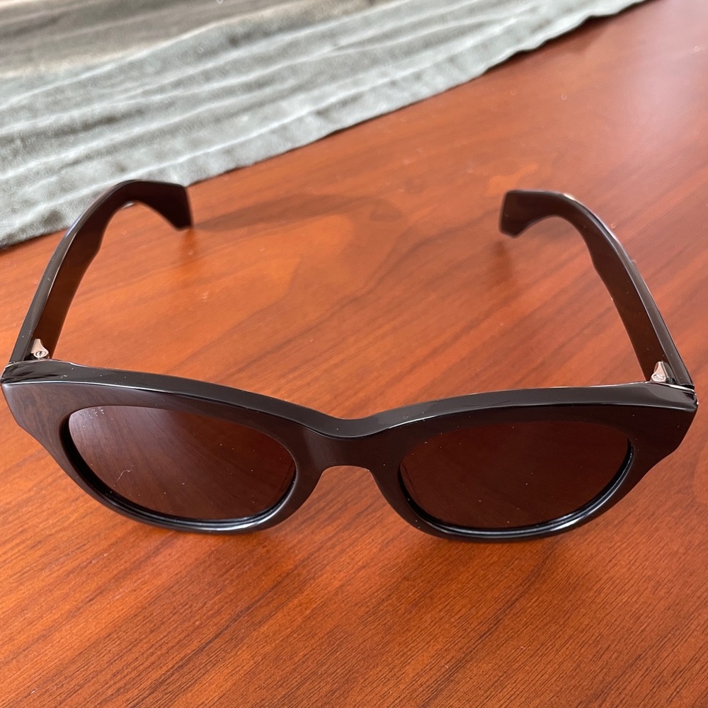 Diff Classic Black Sunglasses - image 3